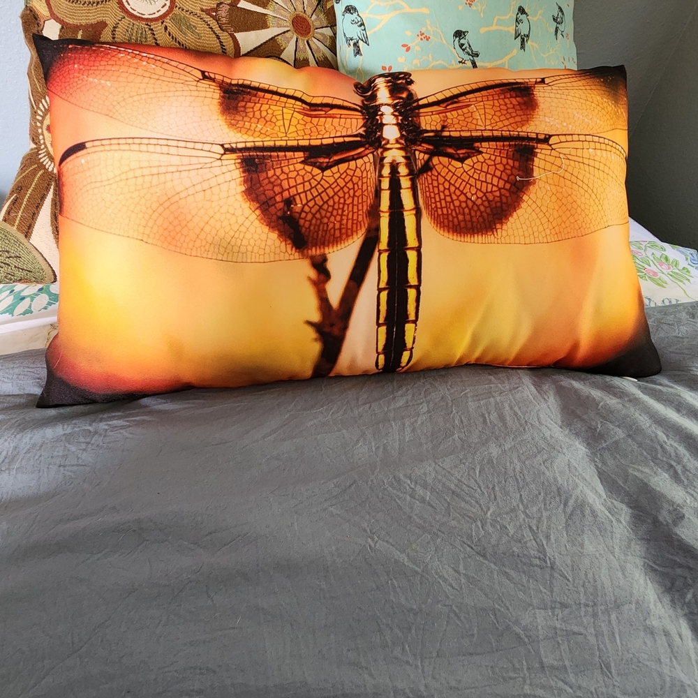 Dragonfly Lumbar Pillow- Brand New and perfect for a holiday gift - Picture 3 of 4